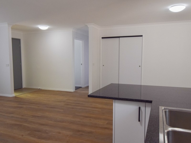 108 Blackett Avenue, Young NSW 2594