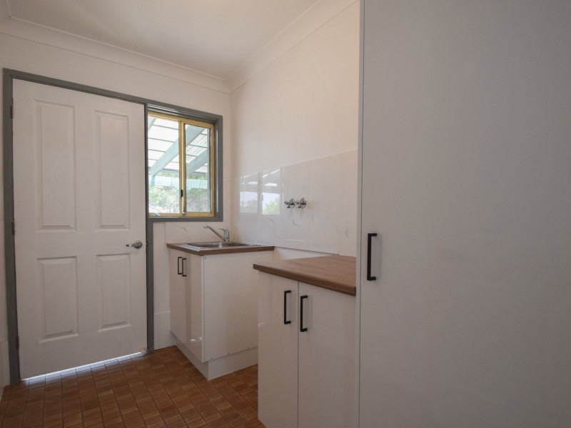 108 Blackett Avenue, Young NSW 2594