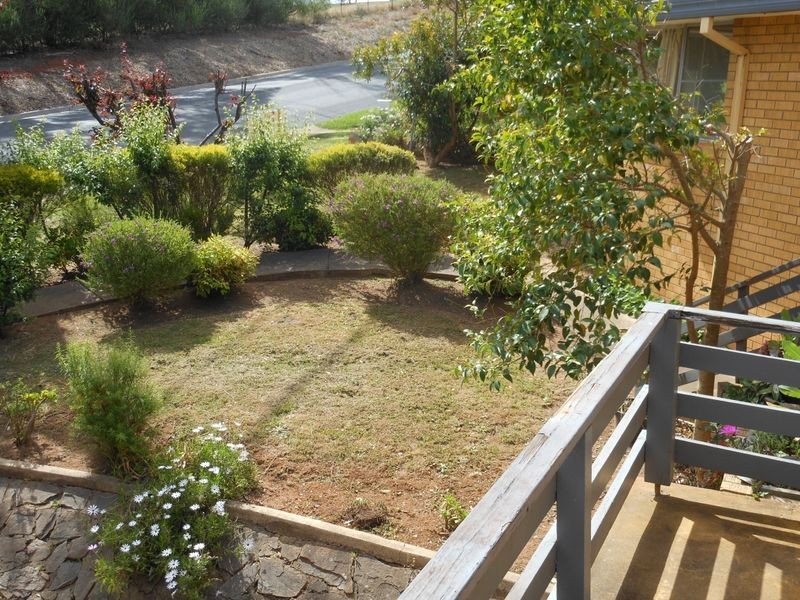 21 Fontenoy Street, Young NSW 2594