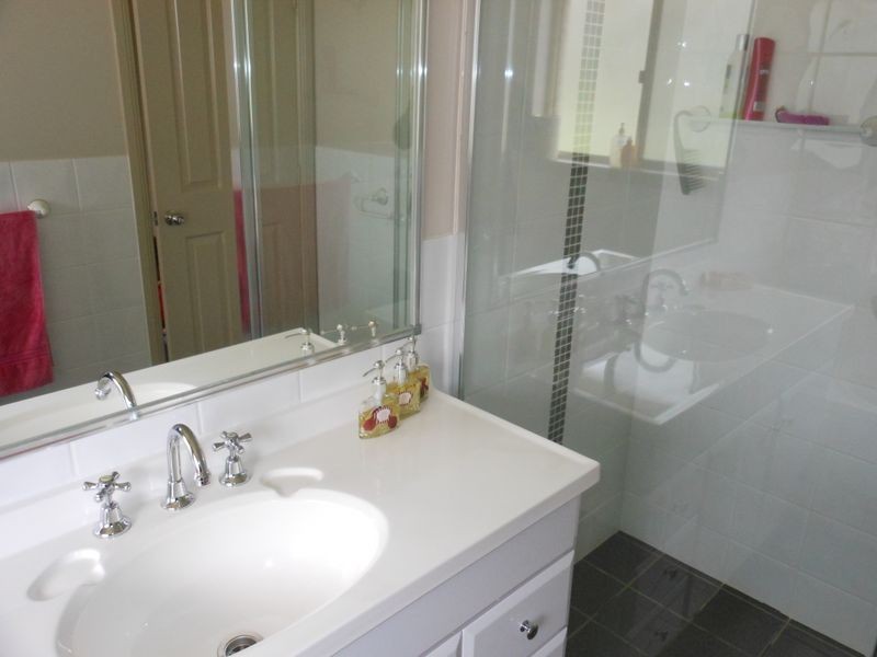 32 Jordan Place, Young NSW 2594