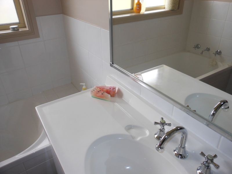 32 Jordan Place, Young NSW 2594