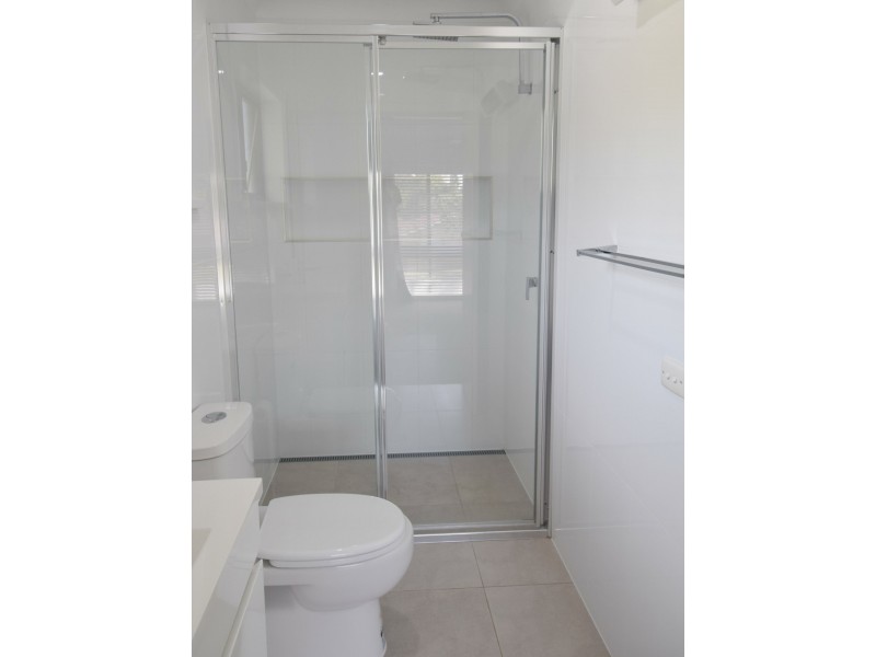 18 Cowper Street, Young NSW 2594