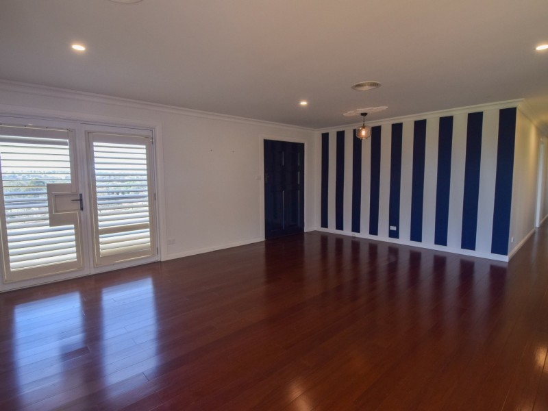 45 Normans Road, Young NSW 2594