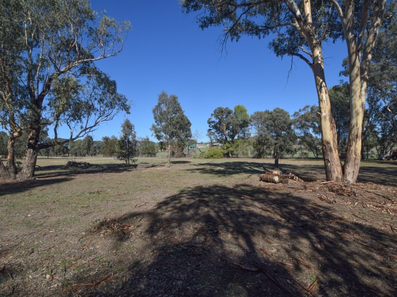 36 Rowleys Road, Young NSW 2594