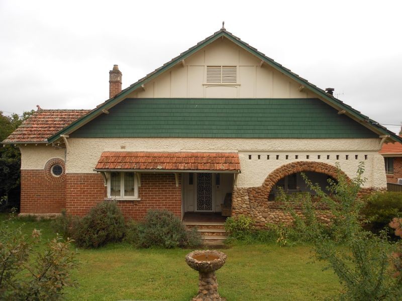 65 William Street, Young NSW 2594
