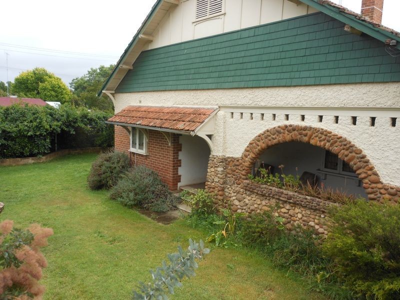 65 William Street, Young NSW 2594