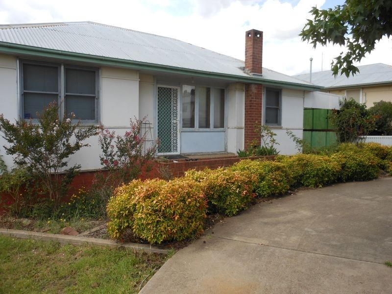119 Berthong Street, Young NSW 2594