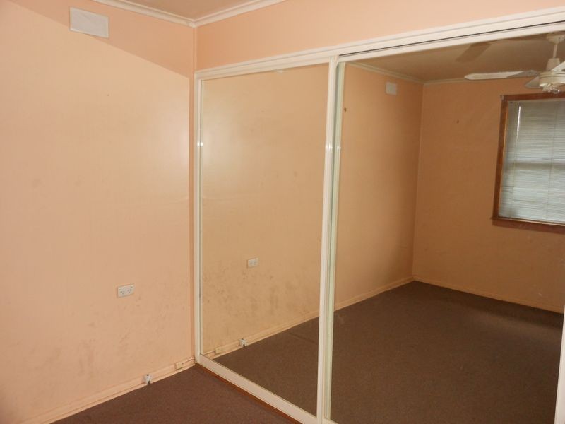 119 Berthong Street, Young NSW 2594