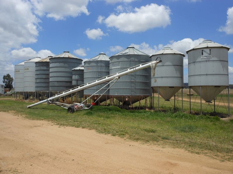 1560 Pinnacle Rd, Grenfell NSW 2810