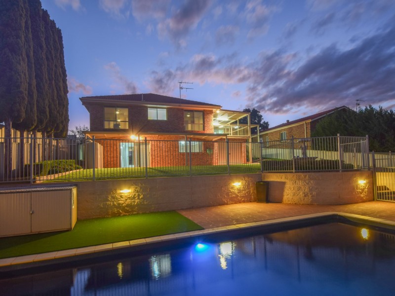 18 Mathew Street, Young NSW 2594