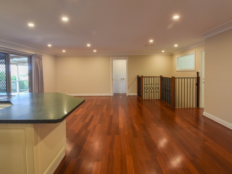 18 Mathew Street, Young NSW 2594