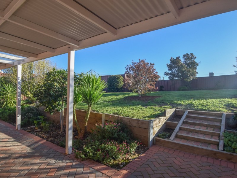 4 Jim Anderson Avenue, Young NSW 2594