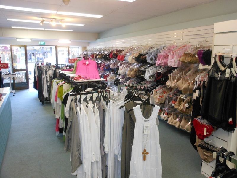 124 Boorowa Street, Young NSW 2594