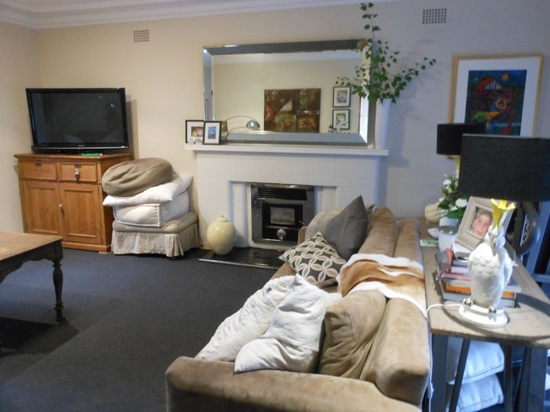 41 Wombat St, Young NSW 2594