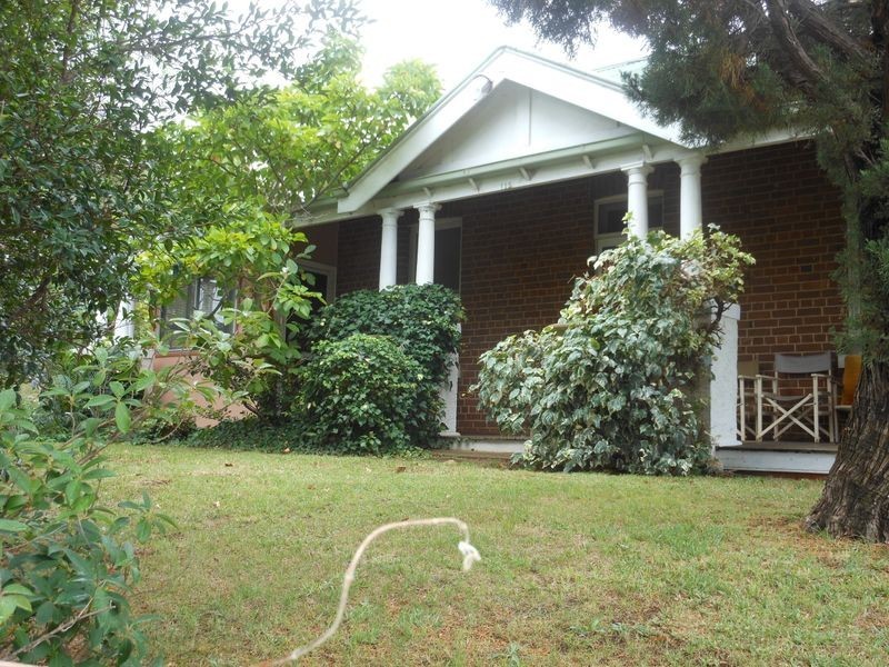 115 Edwards Street, Young NSW 2594
