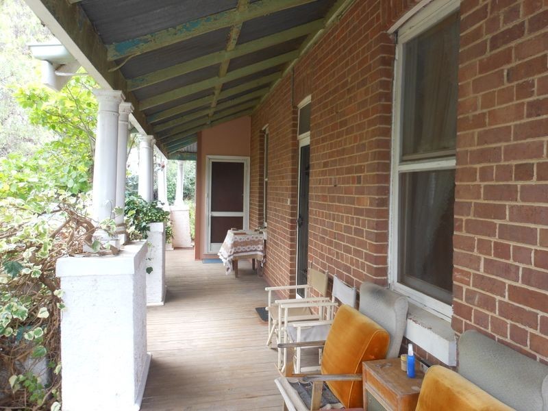 115 Edwards Street, Young NSW 2594