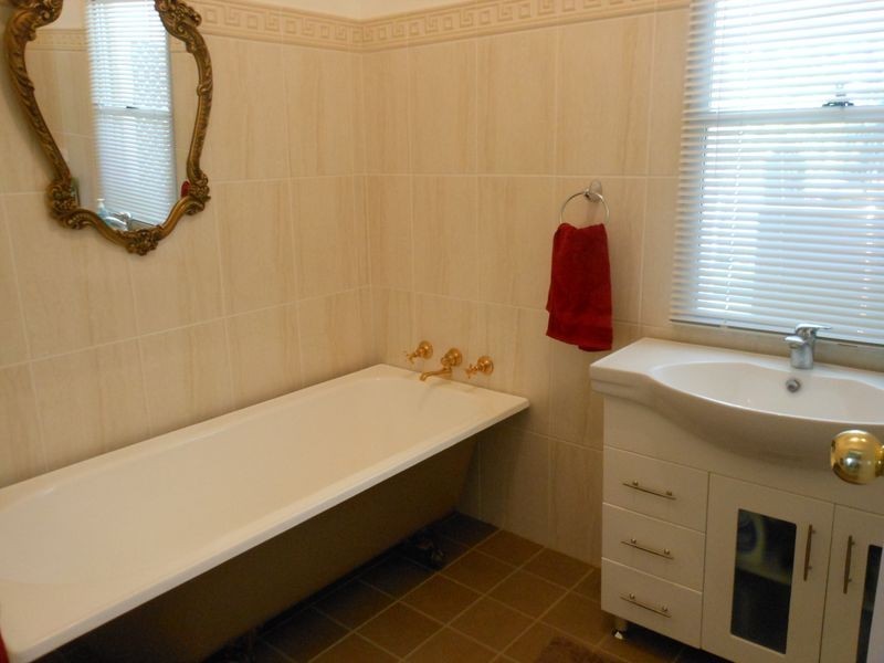 684 Maimuru S.S Rd, Young NSW 2594