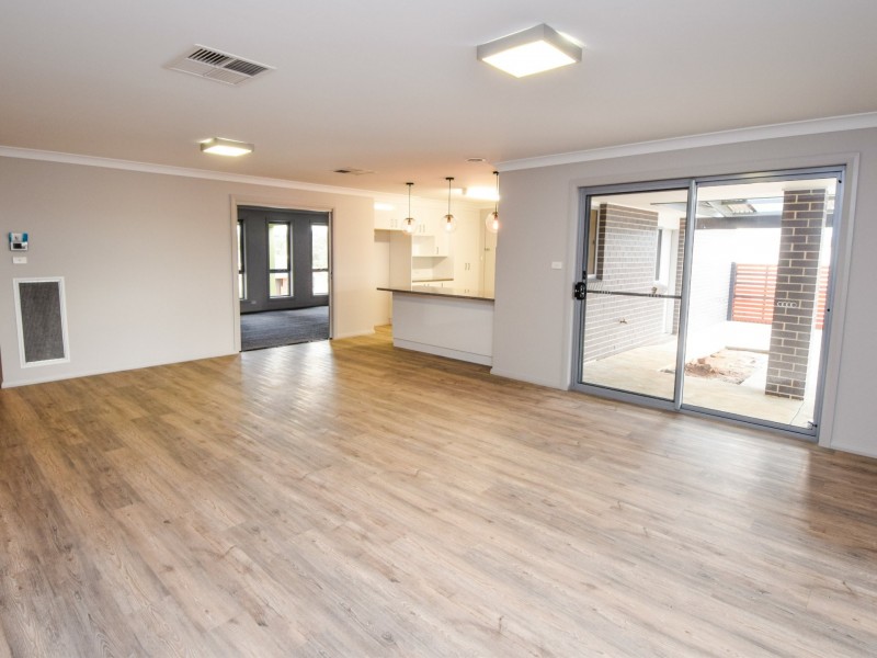 3 Jordan Place, Young NSW 2594