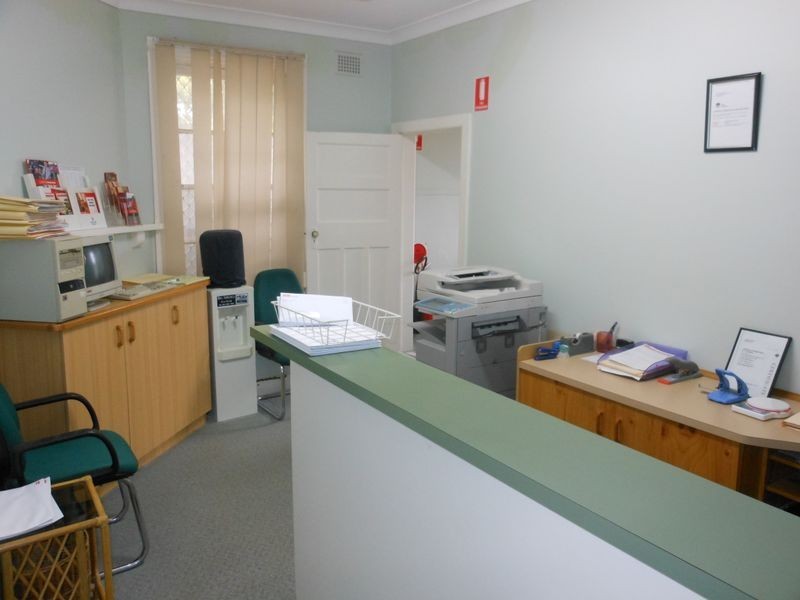 9 Boorowa Street, Young NSW 2594