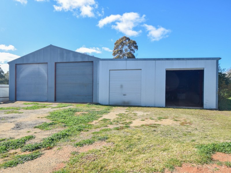 51-53 Edwards Street, Young NSW 2594