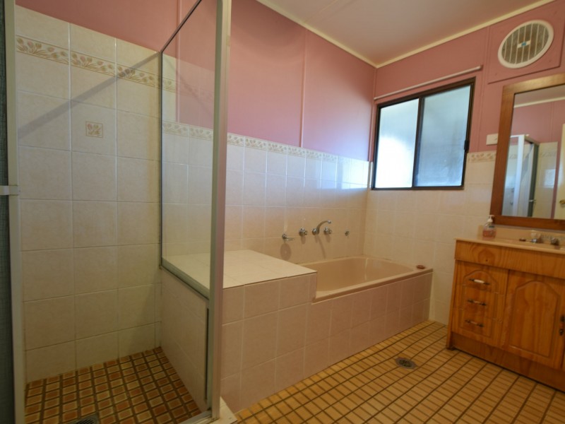 88 Willawong Street, Young NSW 2594