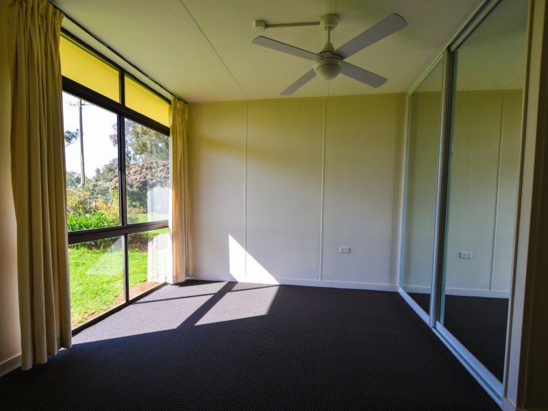 88 Willawong Street, Young NSW 2594