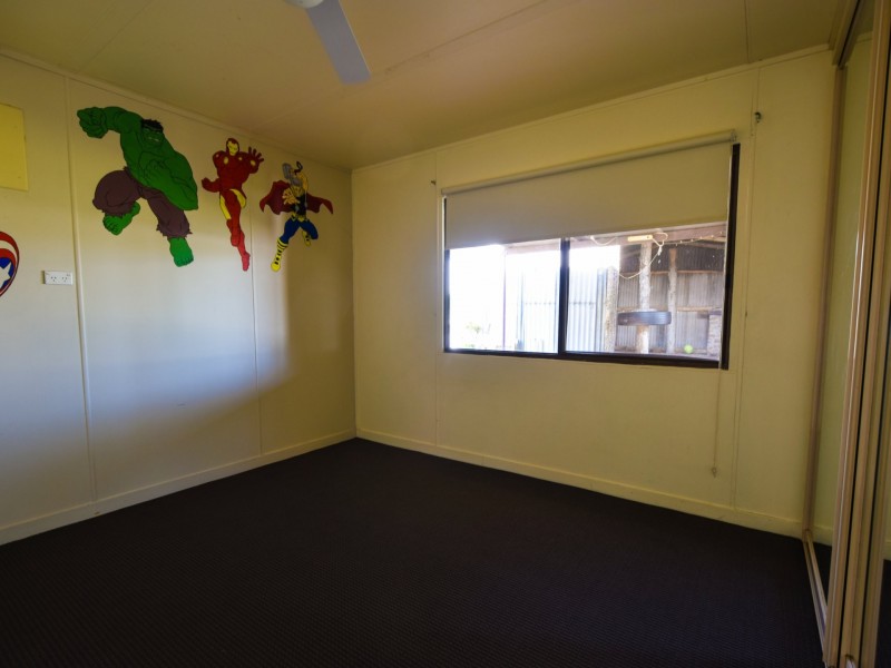 88 Willawong Street, Young NSW 2594