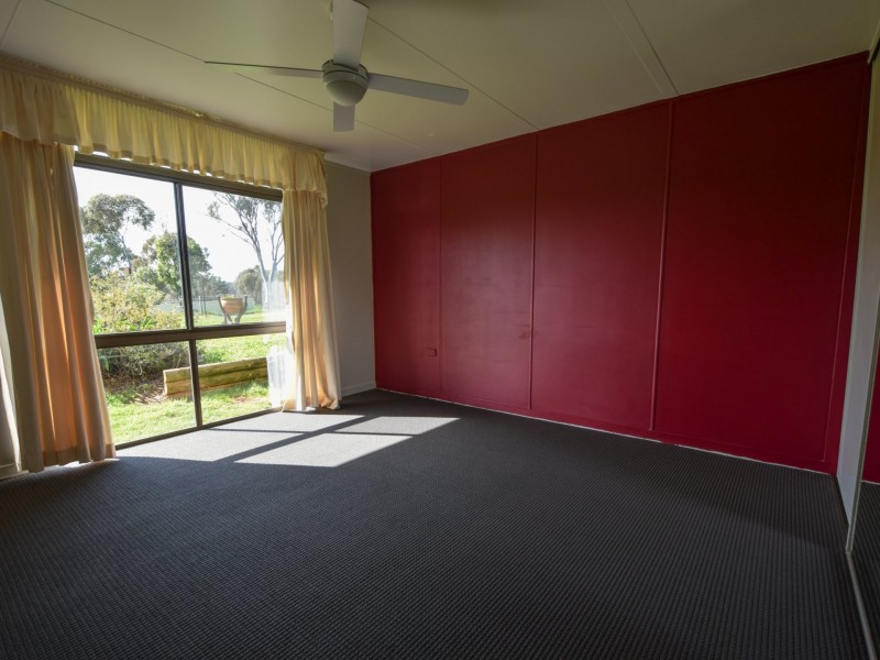 88 Willawong Street, Young NSW 2594