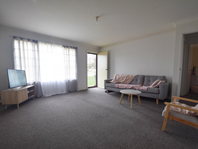 1 to 6/17 Miro Street, Young NSW 2594