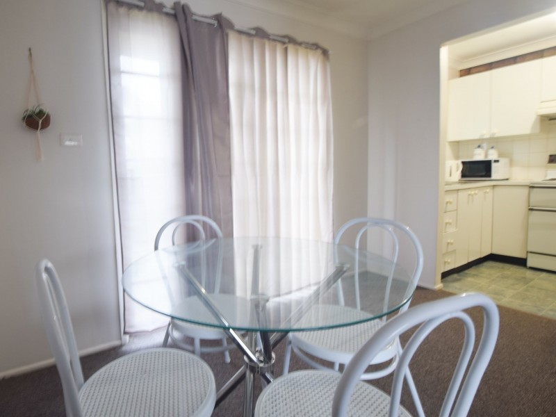 1 to 6/17 Miro Street, Young NSW 2594