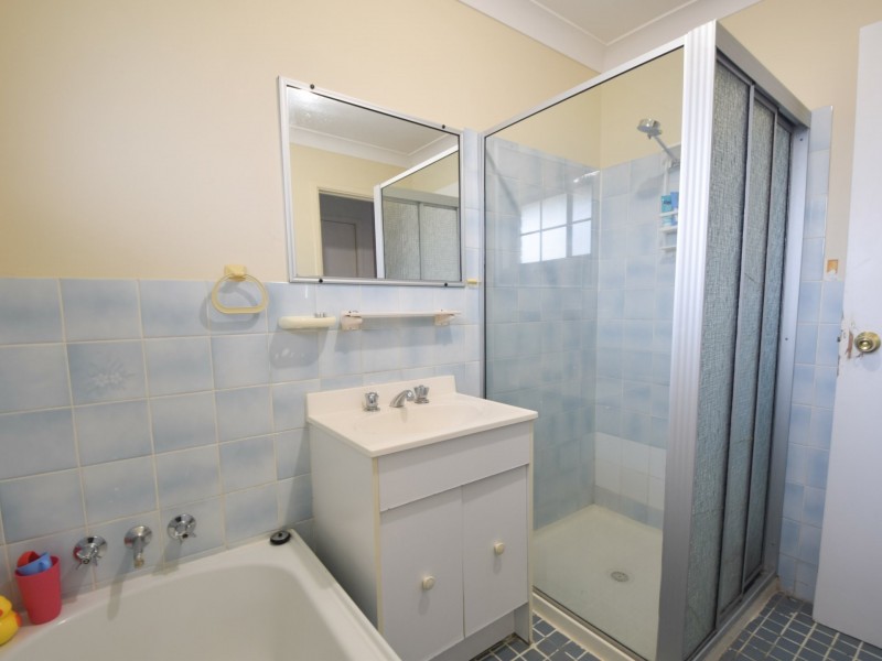 1 to 6/17 Miro Street, Young NSW 2594