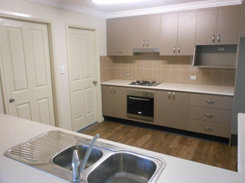 13 Jordon, Young NSW 2594