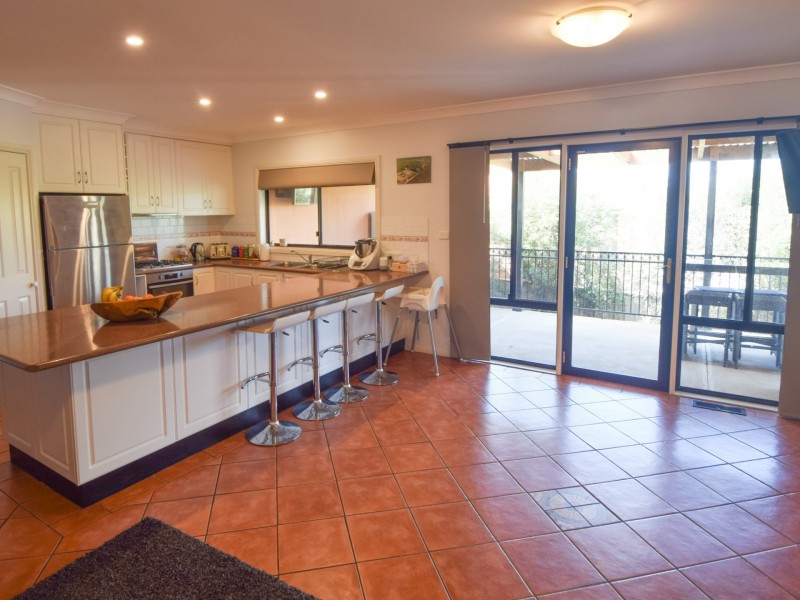 15 Matthew Street, Young NSW 2594