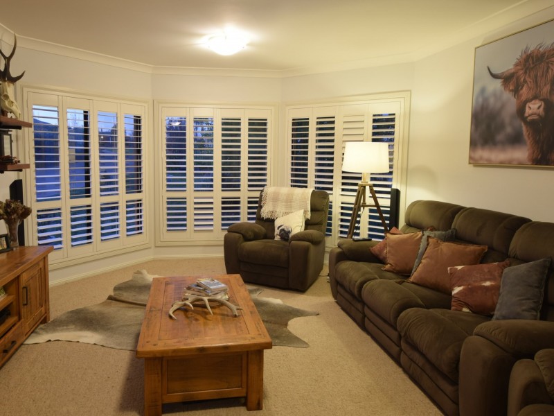 15 Matthew Street, Young NSW 2594