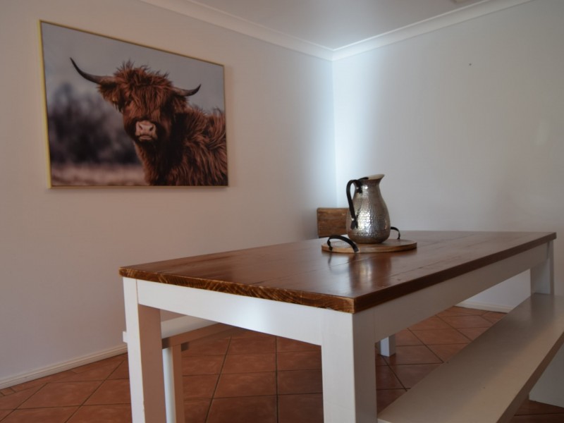 15 Matthew Street, Young NSW 2594