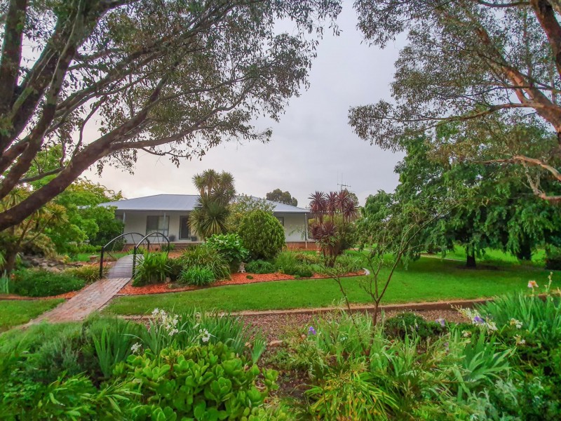 150 Rowans Lane, Bendick Murrell NSW 2803