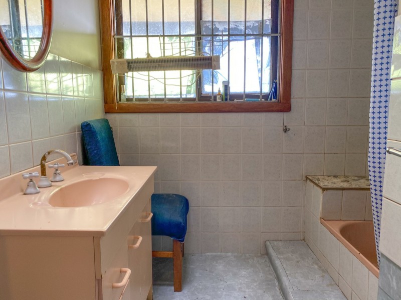 175 Wombat Creek Road, Young NSW 2594