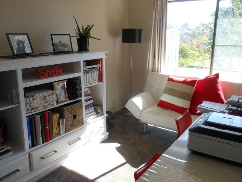 28 Cowper Street, Young NSW 2594