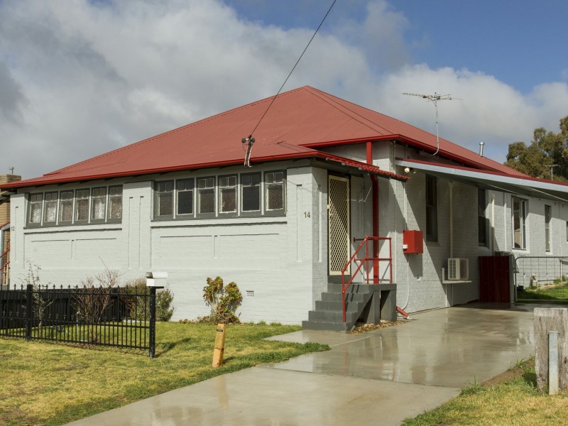 Room 1/14 Spring Street, Young NSW 2594