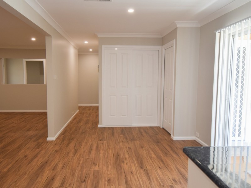 41 Fontenoy Street, Young NSW 2594