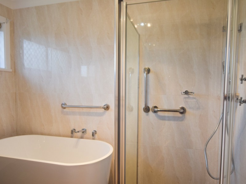 41 Fontenoy Street, Young NSW 2594