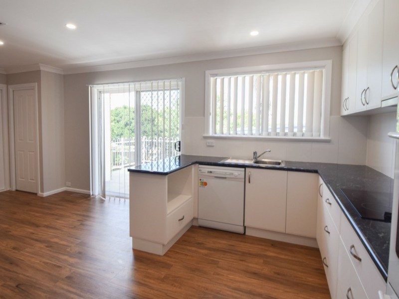 41 Fontenoy Street, Young NSW 2594