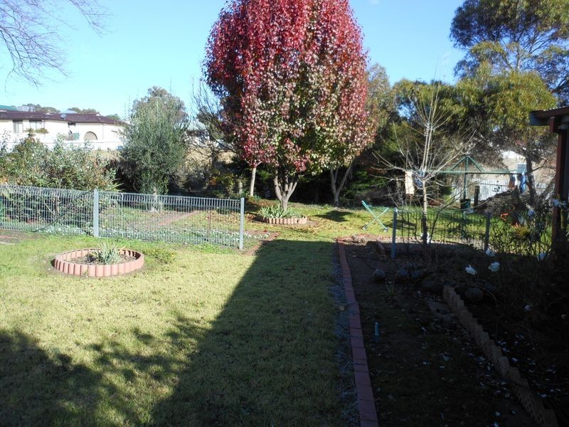 14 Brock Street, Young NSW 2594