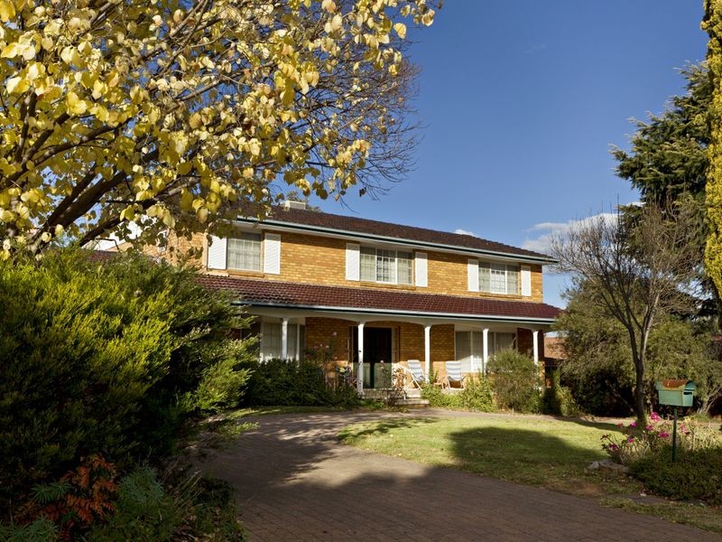 11 Normoyle Cresent, Young NSW 2594