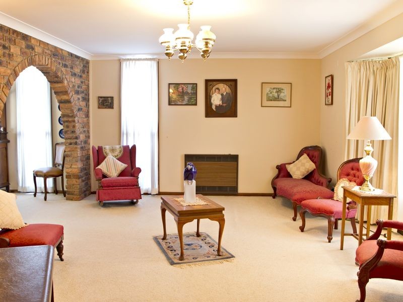 11 Normoyle Cresent, Young NSW 2594