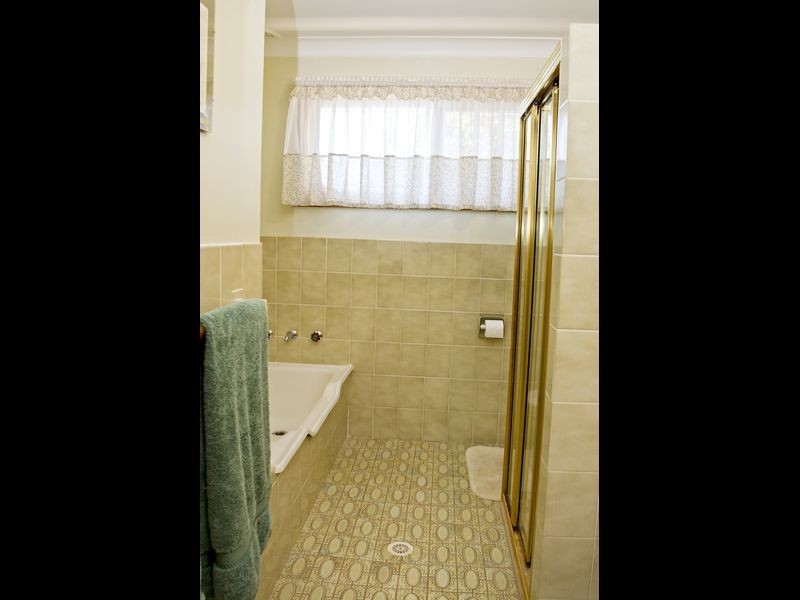 11 Normoyle Cresent, Young NSW 2594
