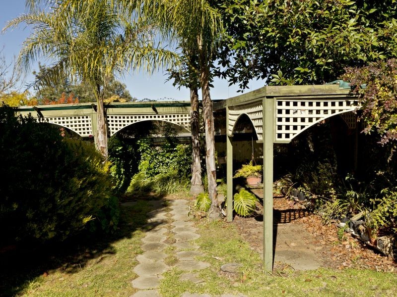 11 Normoyle Cresent, Young NSW 2594