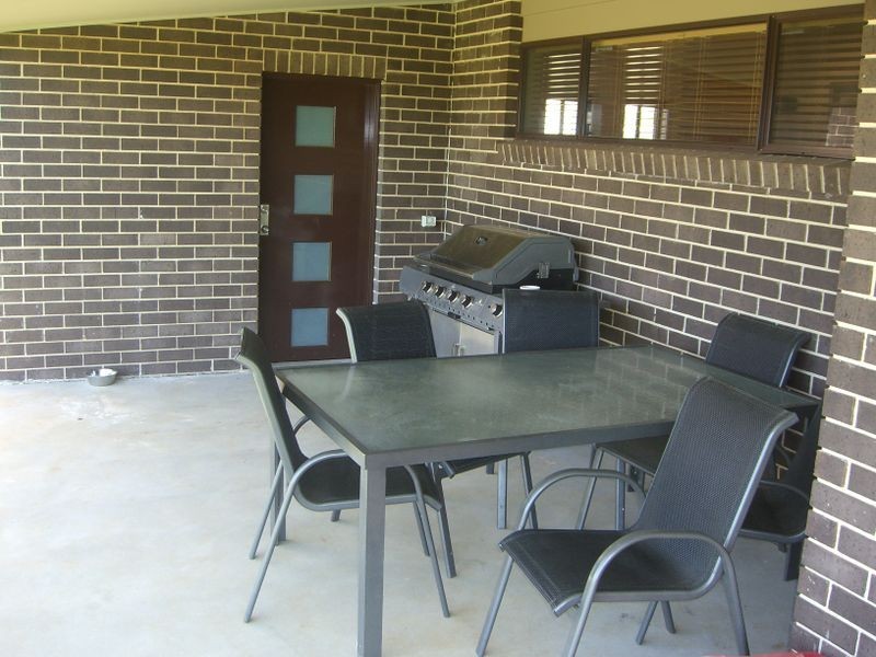 2 Jordan Place, Young NSW 2594