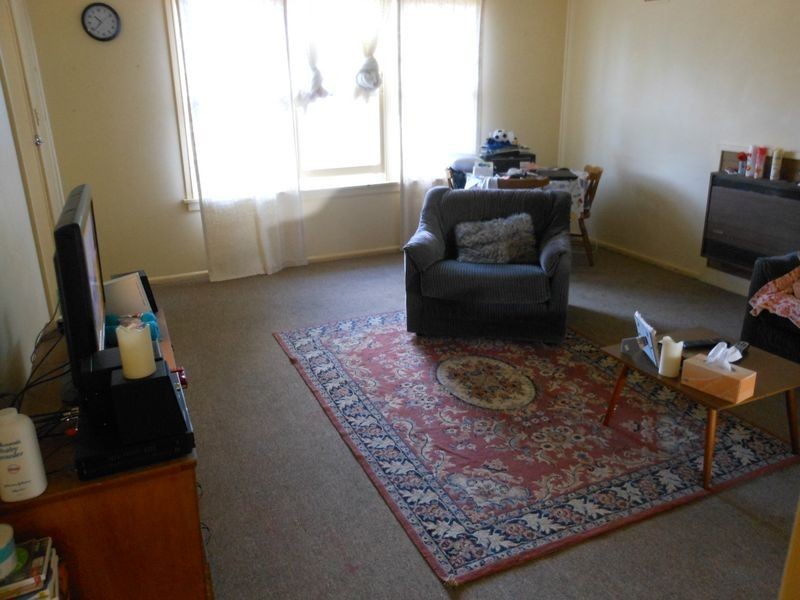 123 Berthong Street, Young NSW 2594