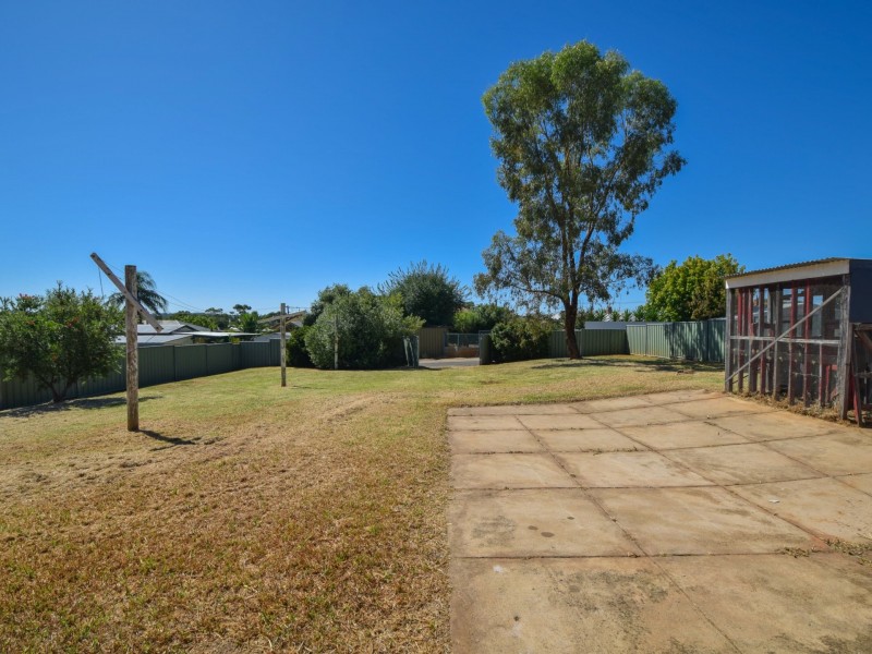 68 Yass Street, Young NSW 2594